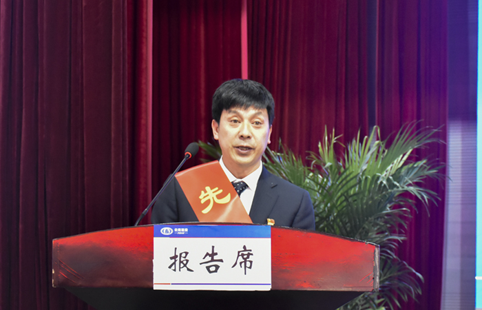 1676798467900921.jpg (小圖)先進(jìn)單位代表發(fā)言.jpg